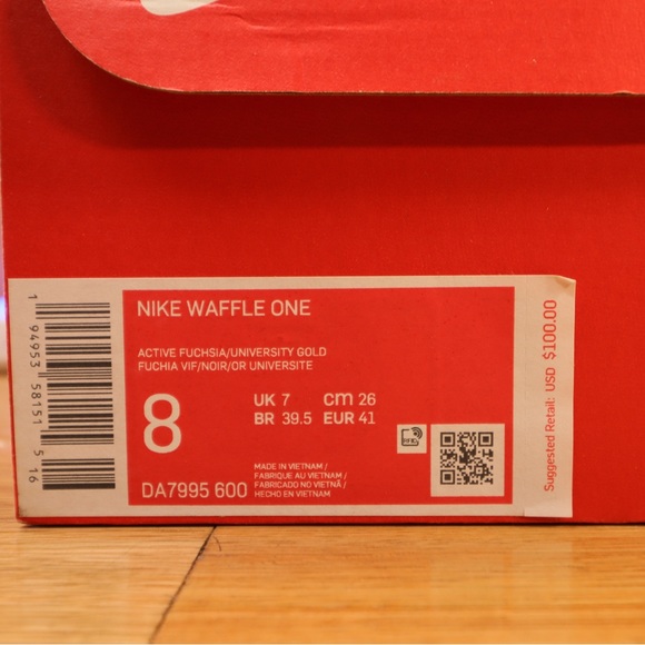 Nike Waffle One Sz 8 - New in Box, Pink/Purple Mesh, Yellow Insole - Picture 7 of 7